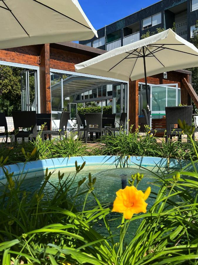 Hotel Ai Pini Grado Exterior photo