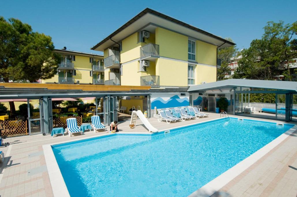 Hotel Ai Pini Grado Exterior photo