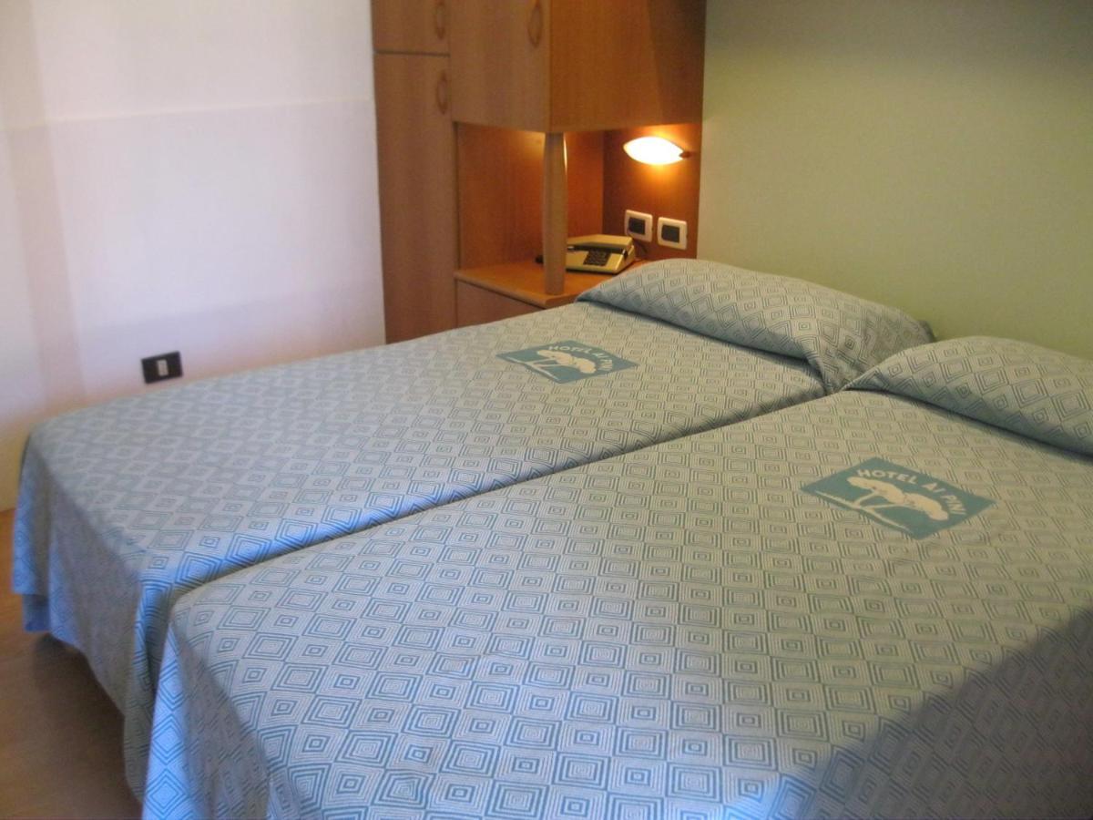 Hotel Ai Pini Grado Room photo